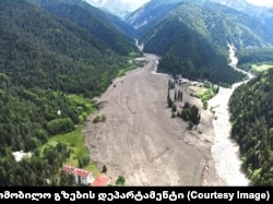 კურორტი შოვი სტიქიის შემდეგ, 2023 წლის აგვისტო