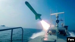 Запуск іранської ракети з моря, фото ілюстративне