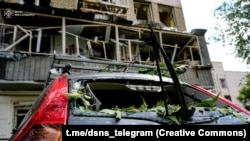 За даними місцевої влади, 6-місячного хлопчика госпіталізували до реанімації у середньому стані тяжкості.