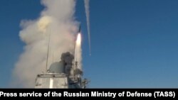 Попереднього дня, 28 липня, російська армія також виводила один носій ракет у Чорне море.