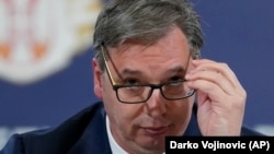 Predsednik Srbije Aleksandar Vučić je ranije izjavio da se ne protivi tome da Srbije prodaje municiju posrednicima koji je isporučuju Ukrajini