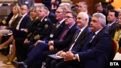 Служебният министър на външните работи Стефан Димитров (крайният вдясно) по време на Конференцията по сигурността в Черно море. До него - служебният министър на отбраната Атанас Запрянов и помощник държавният секретар на САЩ Джеймс О'Брайън. София, 15 април 2024 г. 