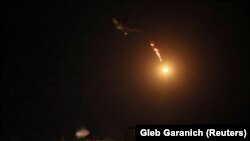В телеграм-каналах повідомляють про звуки вибухів в Одесі.