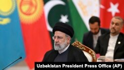 Президент Ирана Эбрахим Раиси на саммите Организации экономического сотрудничества в Ташкенте. 9 ноября 2023 года.
