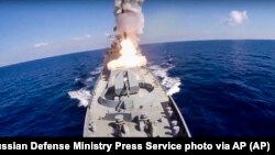 «В Азовському морі – два ворожих кораблі; в Середземному морі – до семи ворожих кораблів, з них три носії крилатих ракет «Калібр», загальний залп до 20 ракет»