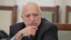 Министърът на културата Велислав Минеков обеща да провери назначенията в Народния театър.