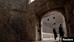 Nakon "Igre prijestolja" i "Ratova zvijezda" u Dubrovnik (na fotografiji) stiže i ekipa Jamesa Bonda