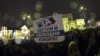 Промените в Изборния кодекс провокираха трети пореден протест пред парламента в защита на машинното гласуване в рамките на десетина дни.