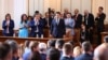 Вотът на недоверие беше приет миналата седмица от мнозинството от депутатите. 