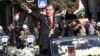 Тажик президенти Эмомали Рахмонду 2007-жылга чейин "Эмомали Шарифович Рахмонов" деп билишчү.