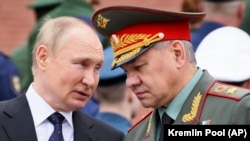 Шойгу на зустрічі з Путіним 20 лютого заявив, що російська армія взяла під контроль населений пункт Кринки на Херсонщині