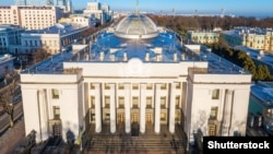 25 серпня парламент ратифікував меморандум і кредитну угоду з Європейським союзом про надання Україні макрофінансової допомоги