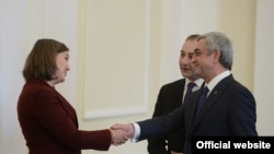 Серж Саргсян и Виктория Нуланд, Ереван, 18 февраля 2015 г. 
