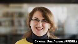 Емилия Славова