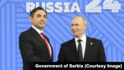 Aleksandar Vulin, nekadašnji direktor Bezbednosno informativne agenccije Srbije, će po najavi Ruskog istorijskog društva voditi njegovo predstavništvo u Srbiji. Na fotografiji sa predsednikom Rusije Vladimirom Putinom u Kazanu u Rusiji, oktobara 2024. godine.