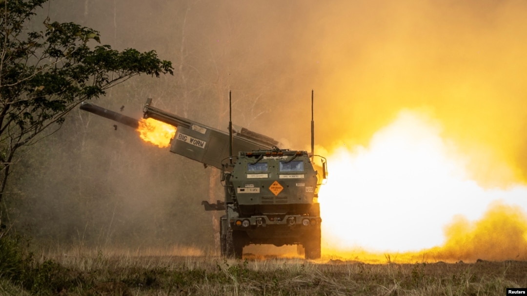 Domet raketnog bacača HIMARS je 80 kilometara. Na fotografiji HIMARS na jednoj od vojnih vježbi američke vojske.