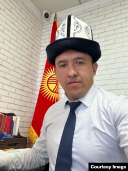 Ислам Ахмедов.