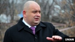 1 лютого ЗМІ з посиланнями на власні джерела повідомили, нібито екс-міністр часів Януковича Микола Злочевський (на фото) повернувся до України