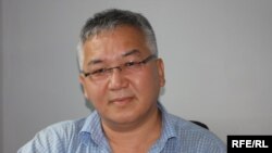 Марс Сариев, саясий серепчи.