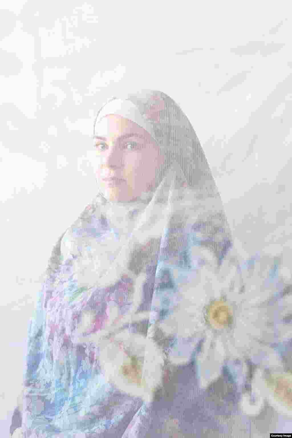 Ксения, 25 лет: "На Урале все запутано: в некоторых деревнях до сих пор спорят, татары они или башкиры. Я башкирка по маминой линии, а папа у меня русский"