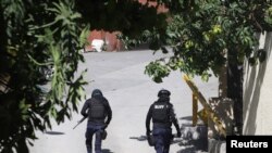 Правоохоронці розповіли, що до складу групи входять 26 колумбійців та двоє американців гаїтянського походження