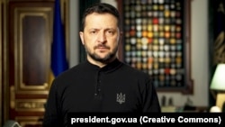 Президент закликав дипломатів працювати для повноправного членства України в НАТО