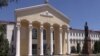 УКМК Жусуп Баласагын атындагы улуттук университетинде жасалма диплом берүүгө байланыштуу 28 факт иликтенип жатканын билдирди.