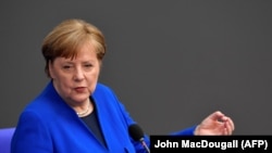 Treba da branimo vrednosti koje nosimo unutar EU, solidarnost, demokratiju, slobodu, zaštitu dostojanstva svakog ljudskog bića: Angela Merkel