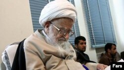 آیت‌الله صافی گلپایگانی، از مراجع تقلید نزدیک به حکومت ایران.