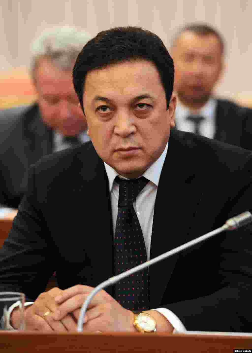 Аалы Карашев (1-сентябрь 2012-жыл - 5-сентябрь 2012-жыл), өкмөт башчынын милдетин аткаруучу