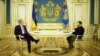 Президент України Володимир Зеленський і міністр фінансів США Скотт Бессент, Київ, 12 лютого 2025 року