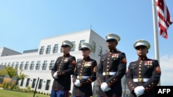 Američki marinci ispred Ambasade Sjedinjenih Država u Sarajevu (foto arhiv)