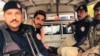 منظور پشتين په دوو مقدمو کې تر ضمانت وروسته په بله قضیه کې پولیسو ته په رېمانډ وسپارل شو
