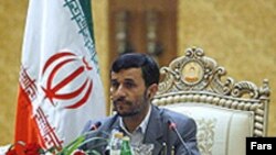 محمود احمدی نژاد می گوید که پرونده هسته ای ایران به آژانس بین المللی انرژی اتمی بازمی گردد