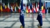 НАТО вдвічі скоротило місію Росії в альянсі
